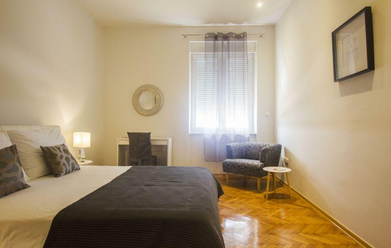 La Bayadere Apartment สปลิท ภายนอก รูปภาพ