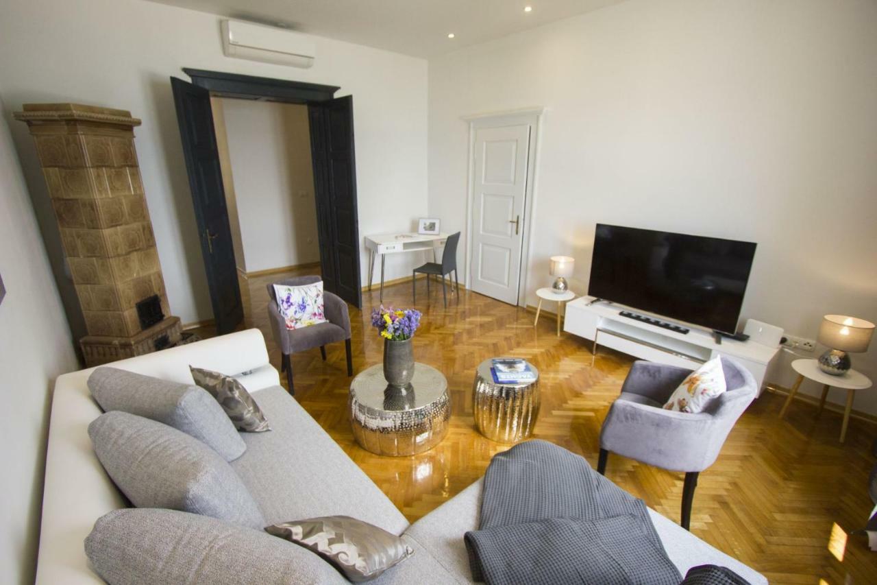 La Bayadere Apartment สปลิท ภายนอก รูปภาพ