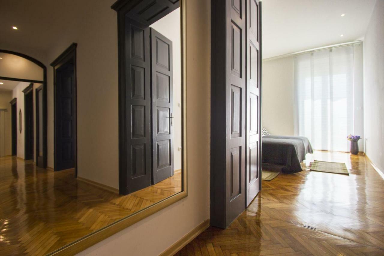 La Bayadere Apartment สปลิท ภายนอก รูปภาพ